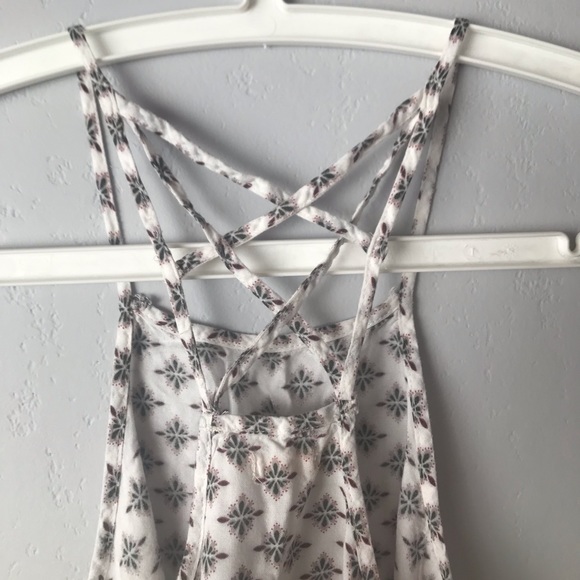 Hollister Patterned Flowy Cropped Top - Picture 5 of 6